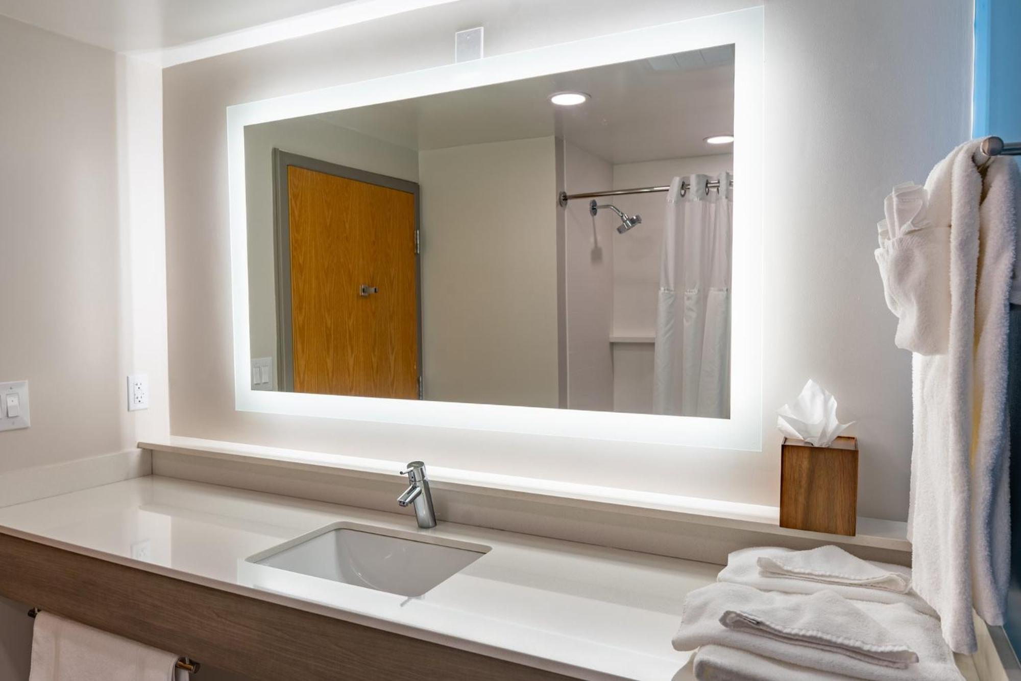 Holiday Inn Express & Suites Carneys Point - Pennsville By Ihg Luaran gambar