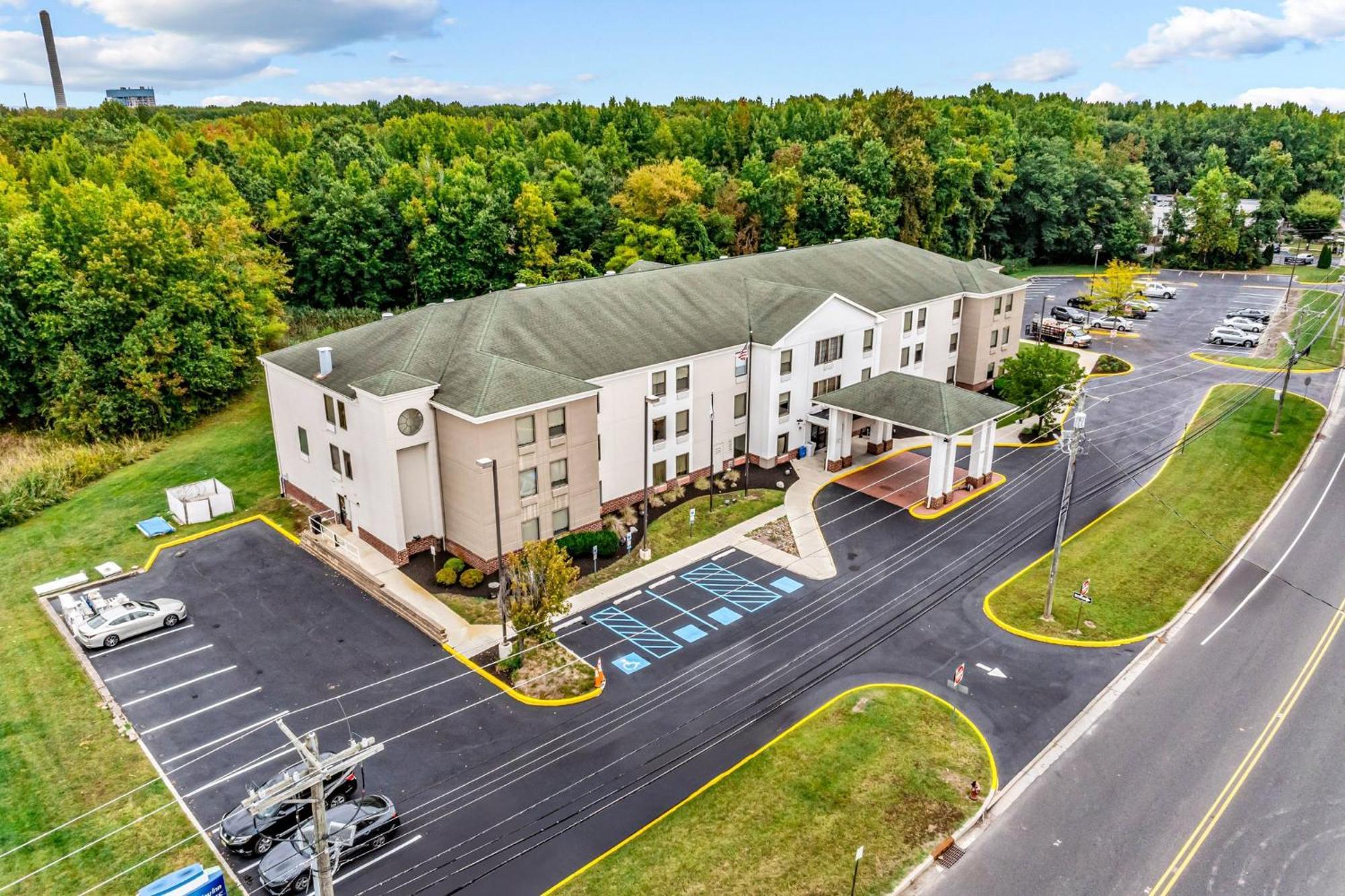 Holiday Inn Express & Suites Carneys Point - Pennsville By Ihg Luaran gambar
