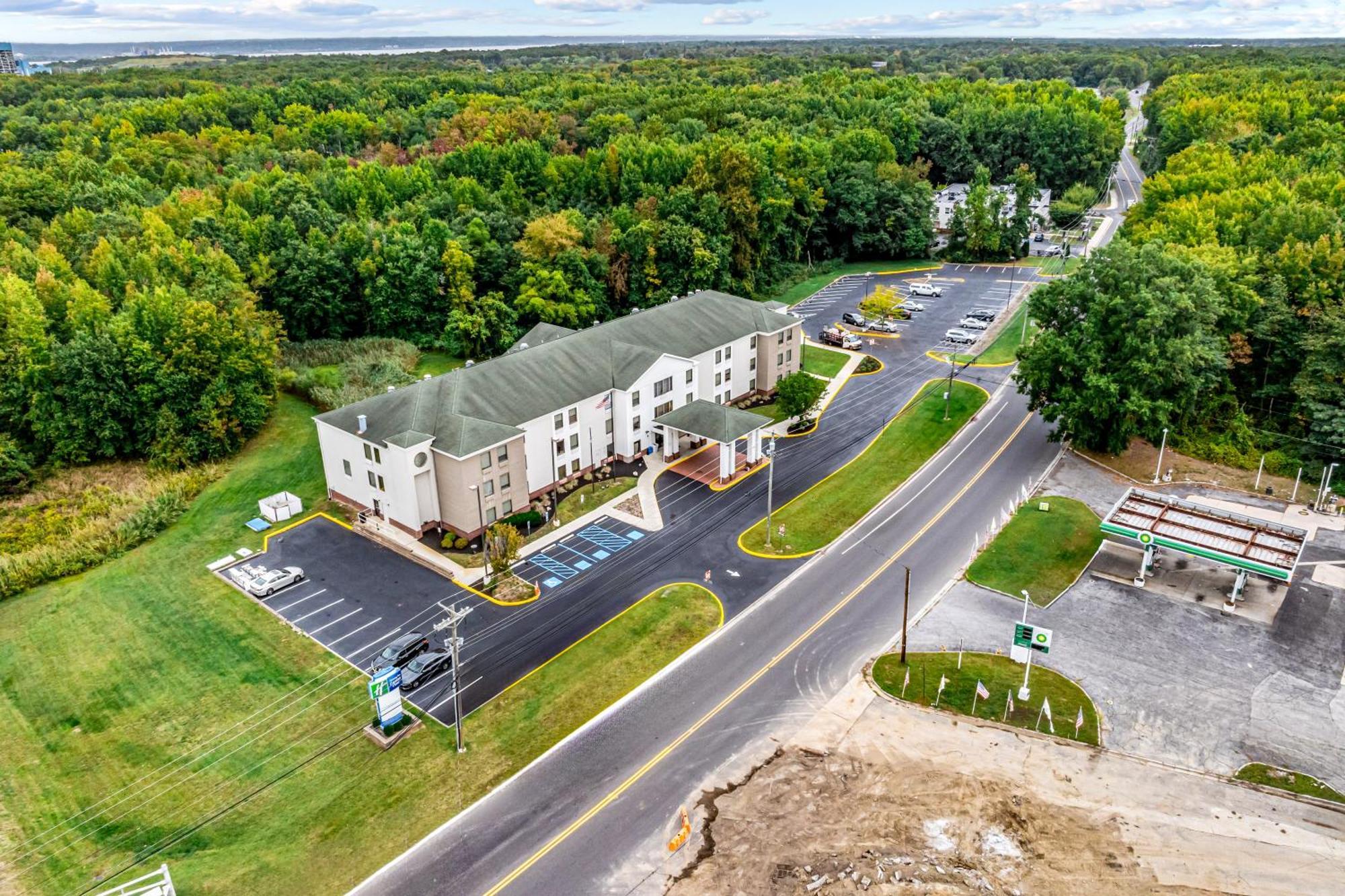Holiday Inn Express & Suites Carneys Point - Pennsville By Ihg Luaran gambar